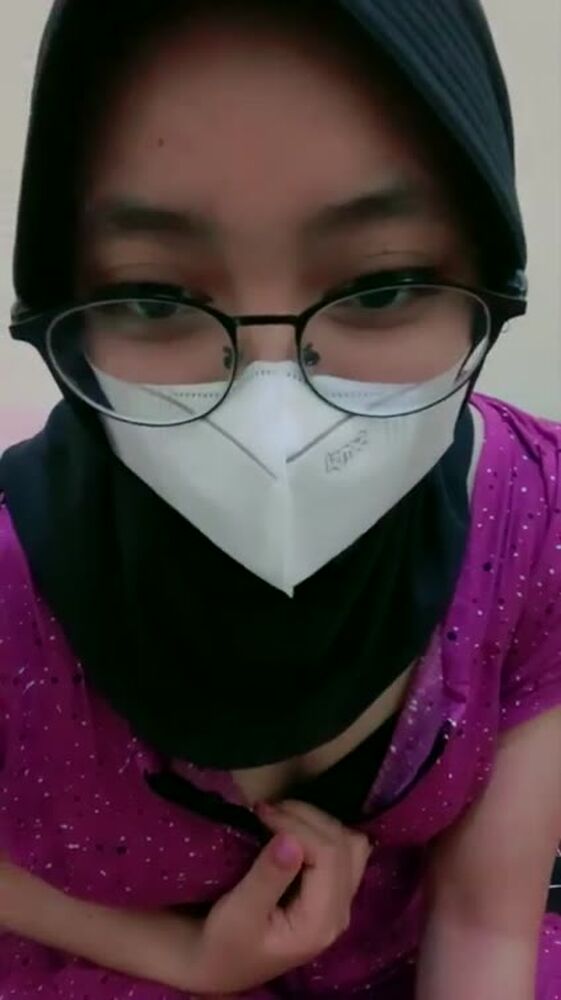 Bokep Sambil Desah Miss Bi Remas Buah Dada Bokep Sambil Desah Miss Bi Remas Buah Dada