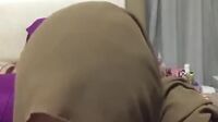 Video Bokep Abg Tudung Bugil Praktek Emut Dildo dan Omek