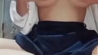 Video Bokep abg smp omek dikamar mandii