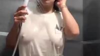 BRISETT CARRION – PERUANA PAGANDO RETO EN LA DUCHA