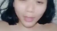Bokep Indo Babykhai Telanjang Dada Depan Meja