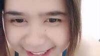 Bokep Reni Pamerin Memeknya Ngangkang Di Akhir Live