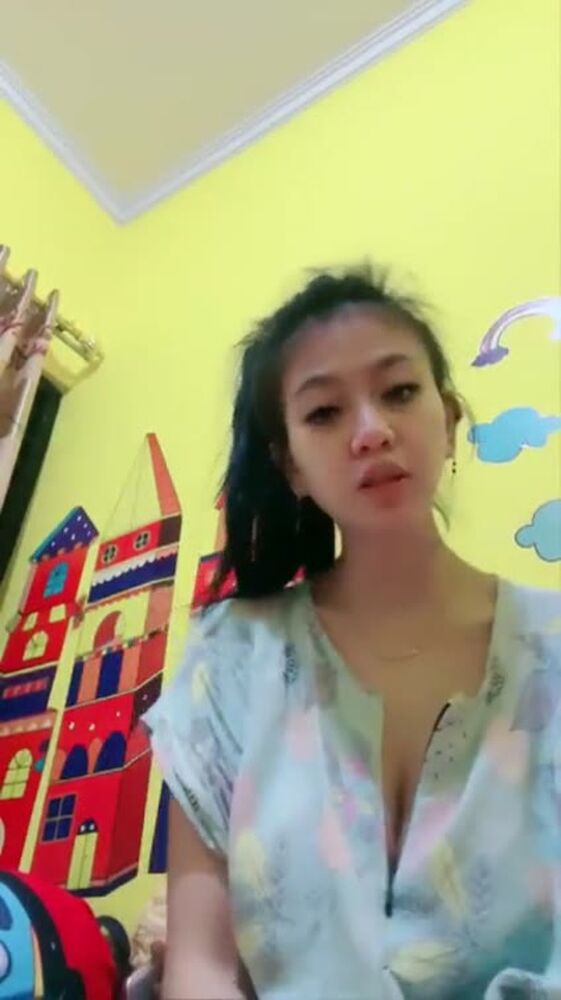 Pesona Host Mamah Muda Cantik Luna Bikin Pascol Nakal Pesona Host Mamah Muda Cantik Luna Bikin Pascol Nakal