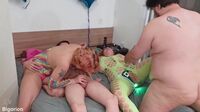 Mary RedQueen Orgia com garotas safadas e pervertidas! Bundas grandes e gostosas enlouquecem!