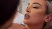 VERONICA OBANDO & DANIELA ANTURY – AMIGAS JUGANDO A LAS TIJERITAS