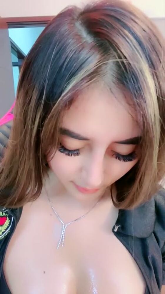 Bokep Kangen Lidya Danira Cantik Susunya Kena Crot Lagi