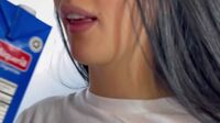 KATHRIN3 – RICA COLOMBIANA BAÑANDOSE EN LECHE