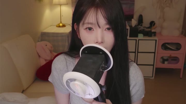 Yoonying 黏糊糊的舔耳 + 凝胶按摩 ASMR