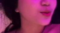 Video Bokep Belahan Dada Kenzy Show Sambil Tiduran